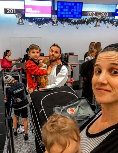 viajar con niños o bebes en avión